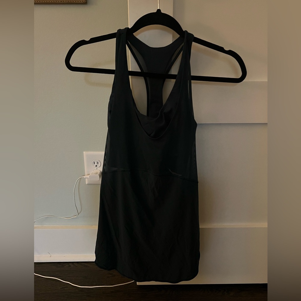 Lululemon workout tank